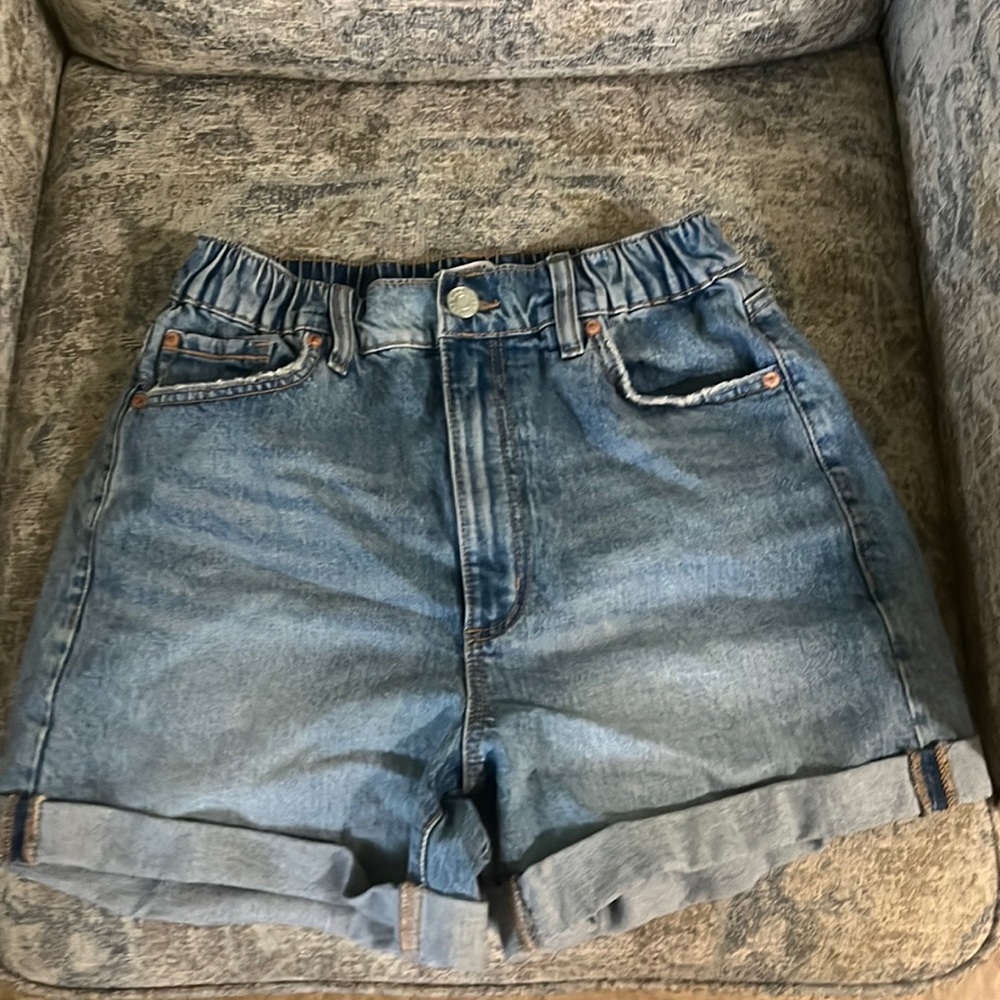 80’s mom jean shorts
